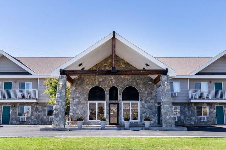 Jefferson Inn Whitehall Exterior photo